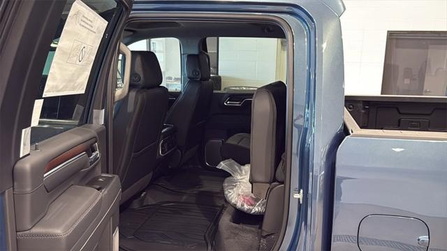 2026 GMC Sierra 2500HD Crew Cab, Standard Bed, Denali, 4WD