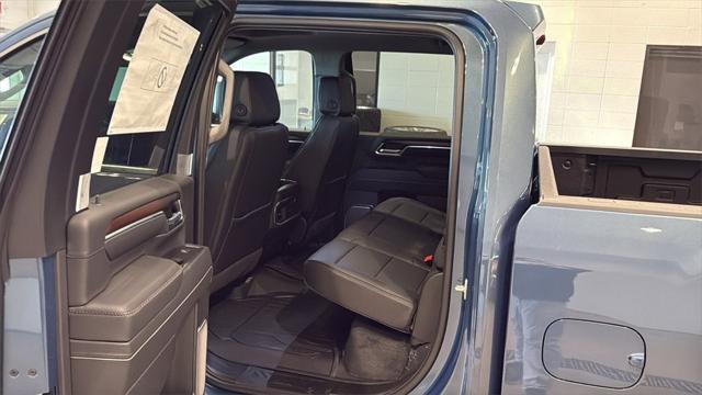 2026 GMC Sierra 2500HD Crew Cab, Standard Bed, Denali, 4WD