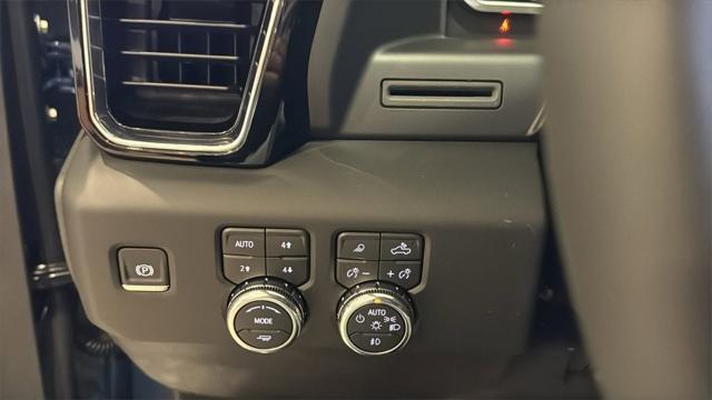 2026 GMC Sierra 2500HD Crew Cab, Standard Bed, Denali, 4WD