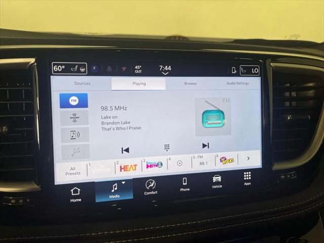 2026 Chrysler Pacifica PACIFICA SELECT