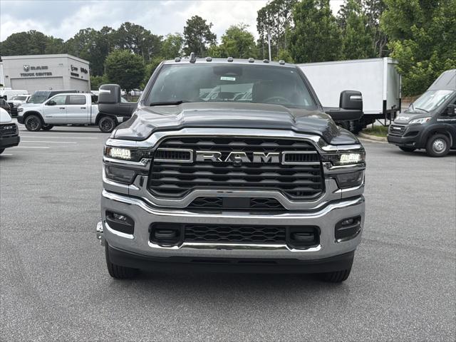 2026 RAM Ram 3500 Chassis Cab RAM 3500 TRADESMAN CREW CAB CHASSIS 4X4 60 CA