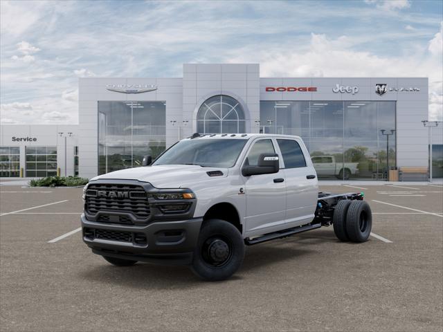 2026 RAM Ram 3500 Chassis Cab RAM 3500 TRADESMAN CREW CAB CHASSIS 4X4 60 CA