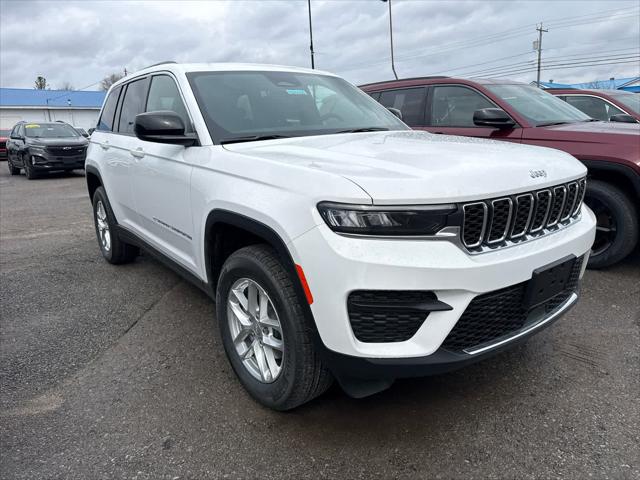 2026 Jeep Grand Cherokee GRAND CHEROKEE LAREDO X 4X4