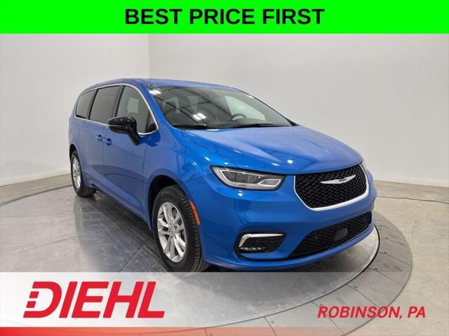 2026 Chrysler Pacifica PACIFICA SELECT AWD