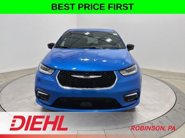 2026 Chrysler Pacifica PACIFICA SELECT AWD