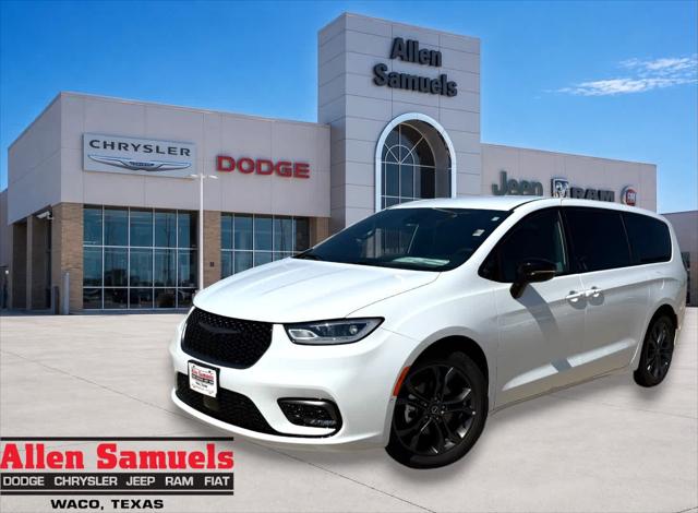 2026 Chrysler Pacifica PACIFICA SELECT