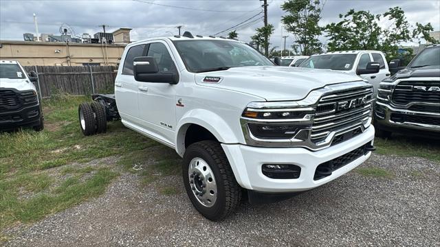 2026 RAM Ram 5500 Chassis Cab RAM 5500 BIG HORN CHASSIS CREW CAB 4X4 84 CA