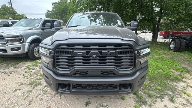 2026 RAM Ram 5500 Chassis Cab RAM 5500 TRADESMAN CHASSIS CREW CAB 4X4 84 CA