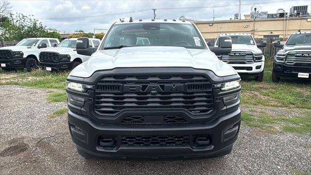 2026 RAM Ram 3500 Chassis Cab RAM 3500 TRADESMAN CHASSIS REGULAR CAB 4X4 60 CA
