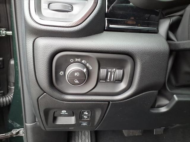 2026 Ram 1500 Rebel Crew Cab 4x4 5'7" Box