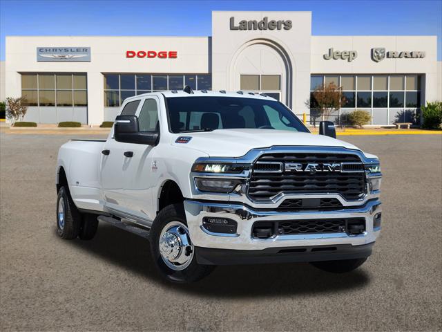 2026 RAM Ram 3500 RAM 3500 TRADESMAN CREW CAB 4X4 8 BOX