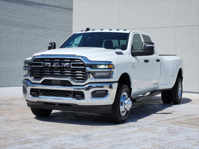 2026 RAM Ram 3500 RAM 3500 TRADESMAN CREW CAB 4X4 8 BOX