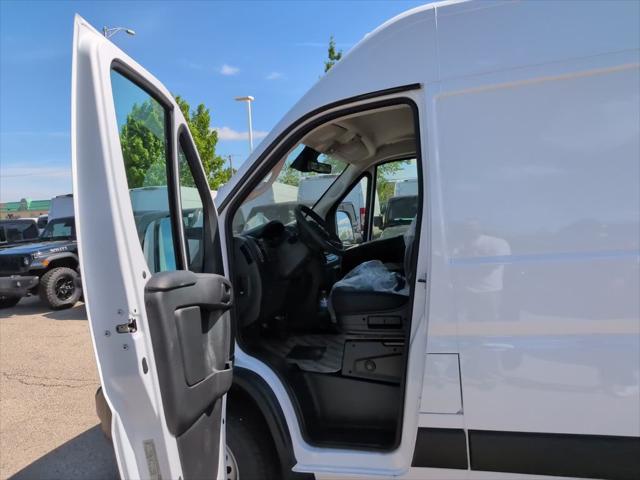 2026 Ram ProMaster Cargo Van Tradesman High Roof 159" WB EXT w/Pass Seat