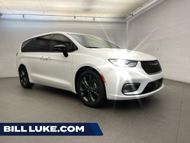 2026 Chrysler Pacifica PACIFICA SELECT 2026 Chrysler Pacifica PACIFICA SELECT