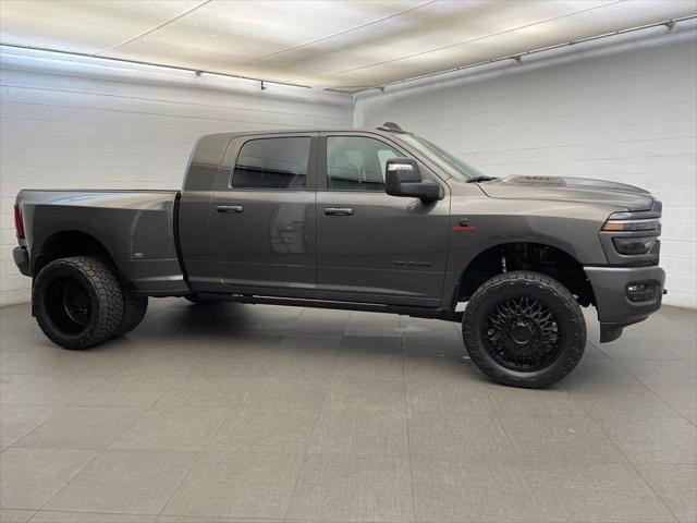 2026 RAM Ram 3500 RAM 3500 LARAMIE MEGA CAB 4X4 64 BOX 2026 RAM Ram 3500 RAM 3500 LARAMIE MEGA CAB 4X4 64 BOX
