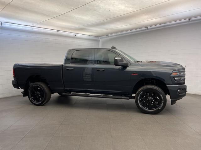 2026 RAM Ram 2500 RAM 2500 BLACK EXPRESS CREW CAB 4X4 64 BOX 2026 RAM Ram 2500 RAM 2500 BLACK EXPRESS CREW CAB 4X4 64 BOX