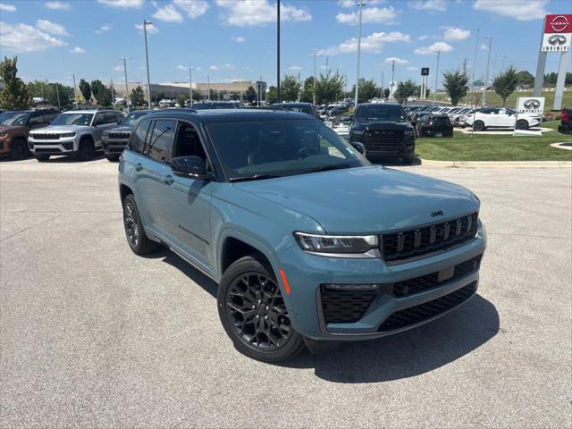 2026 Jeep Grand Cherokee GRAND CHEROKEE SUMMIT 4X4