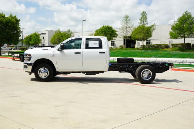 2026 RAM Ram 3500 Chassis Cab RAM 3500 TRADESMAN CREW CAB CHASSIS 4X4 60 CA