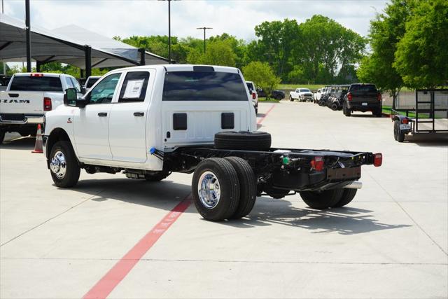 2026 RAM Ram 3500 Chassis Cab RAM 3500 TRADESMAN CREW CAB CHASSIS 4X4 60 CA