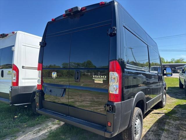 2026 Ram ProMaster Cargo Van Tradesman High Roof 136" WB w/Pass Seat