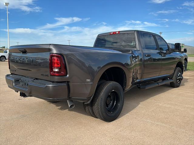 2026 RAM 3500 RAM 3500 BIG HORN CREW CAB 4X4 8 BOX 2026 RAM 3500 RAM 3500 BIG HORN CREW CAB 4X4 8 BOX