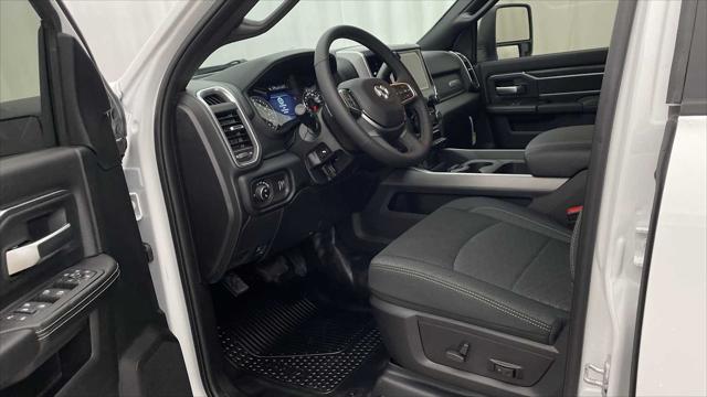 2026 RAM Ram 3500 RAM 3500 BIG HORN CREW CAB 4X4 8 BOX 2026 RAM Ram 3500 RAM 3500 BIG HORN CREW CAB 4X4 8 BOX