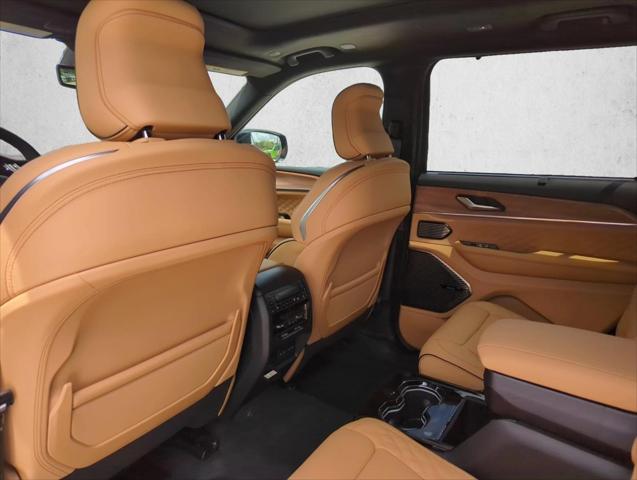 2026 Jeep Grand Cherokee Summit 4x4
