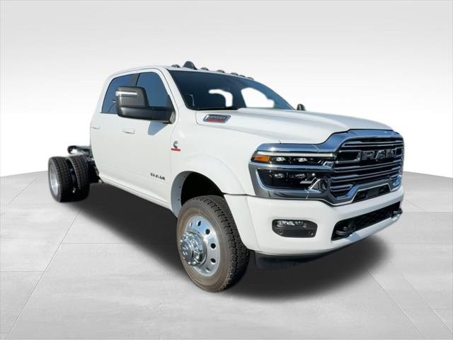 2026 RAM 4500 Chassis RAM 4500 BIG HORN CHASSIS CREW CAB 4X4 60 CA