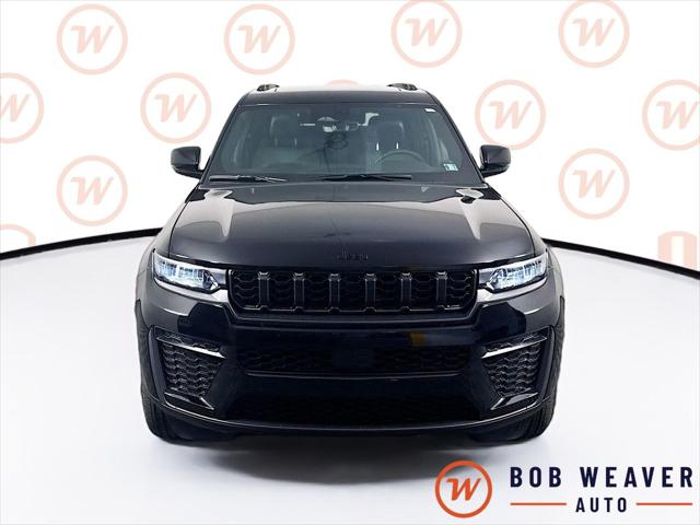 2026 Jeep Grand Cherokee GRAND CHEROKEE L LAREDO ALTITUDE 4X4 2026 Jeep Grand Cherokee GRAND CHEROKEE L LAREDO ALTITUDE 4X4