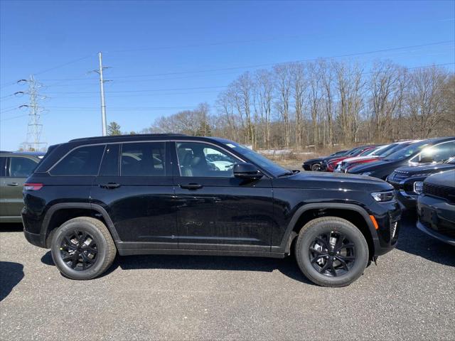 2026 Jeep Grand Cherokee GRAND CHEROKEE LAREDO ALTITUDE 4X4 2026 Jeep Grand Cherokee GRAND CHEROKEE LAREDO ALTITUDE 4X4