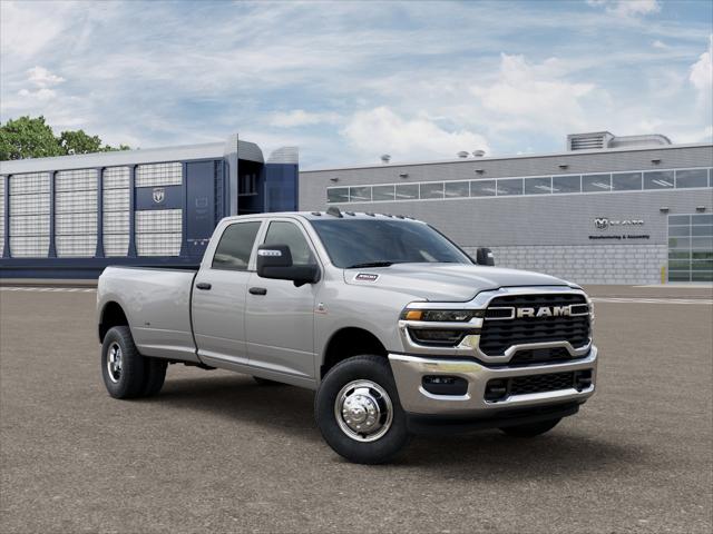 2026 RAM Ram 3500 RAM 3500 TRADESMAN CREW CAB 4X4 8 BOX