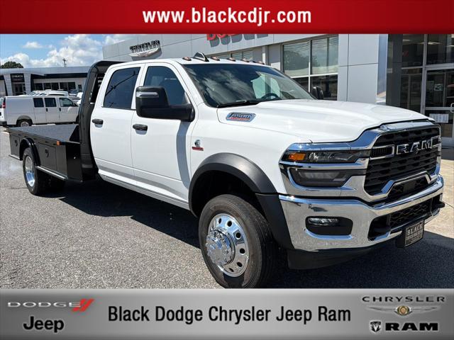 2026 RAM 5500 Chassis RAM 5500 TRADESMAN CHASSIS CREW CAB 4X4 84 CA