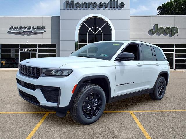 2026 Jeep Grand Cherokee GRAND CHEROKEE LAREDO ALTITUDE 4X4 2026 Jeep Grand Cherokee GRAND CHEROKEE LAREDO ALTITUDE 4X4