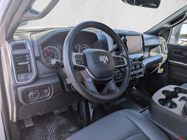 2026 RAM Ram 3500 RAM 3500 TRADESMAN CREW CAB 4X4 8 BOX