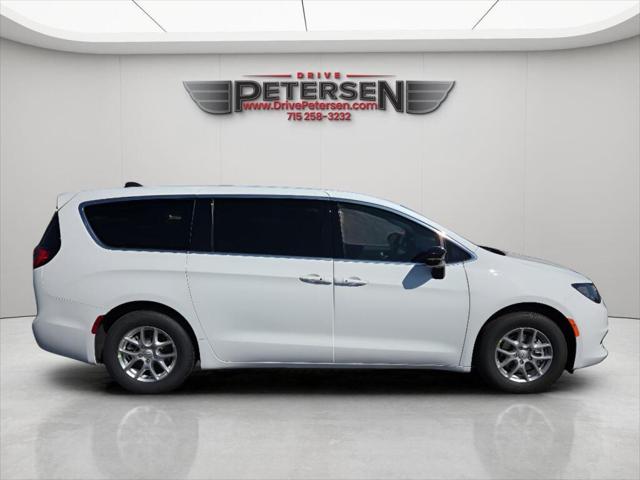 2026 Chrysler Voyager VOYAGER LX
