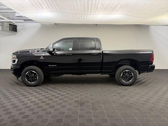 2026 RAM Ram 3500 RAM 3500 LARAMIE CREW CAB 4X4 64 BOX