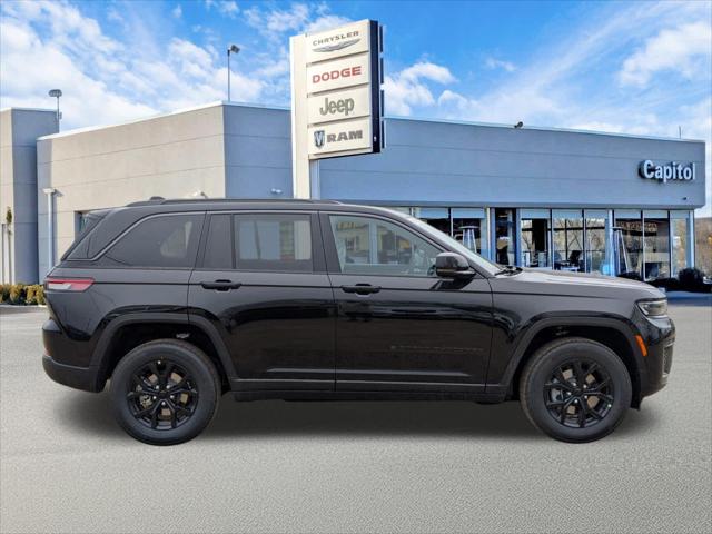 2026 Jeep Grand Cherokee GRAND CHEROKEE LAREDO ALTITUDE 4X4