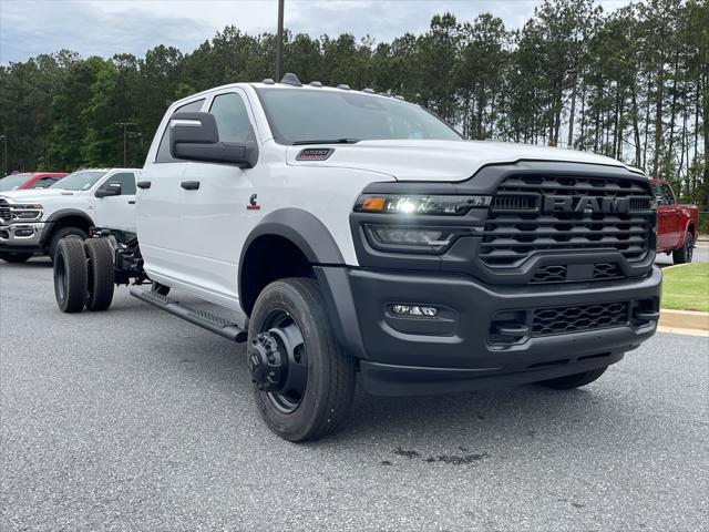 2026 RAM Ram 5500 Chassis Cab RAM 5500 TRADESMAN CHASSIS CREW CAB 4X4 84 CA 2026 RAM Ram 5500 Chassis Cab RAM 5500 TRADESMAN CHASSIS CREW CAB 4X4 84 CA