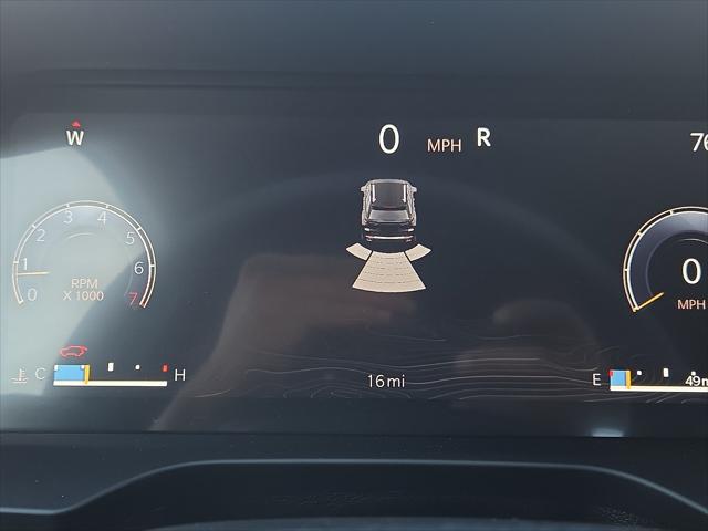 2026 Jeep Grand Cherokee Laredo 4x2