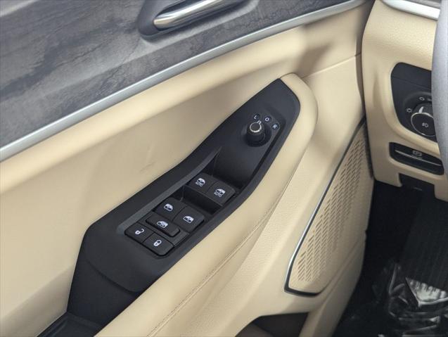 2026 Jeep Grand Cherokee Limited 4x2