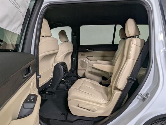 2026 Jeep Grand Cherokee Limited 4x2