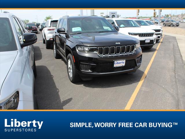 2026 Jeep Grand Cherokee GRAND CHEROKEE LAREDO 4X4