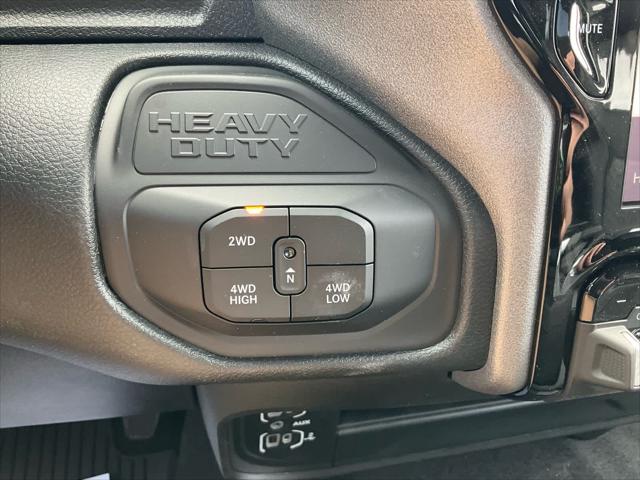 2026 Ram 2500 Black Express Crew Cab 4x4 6'4" Box