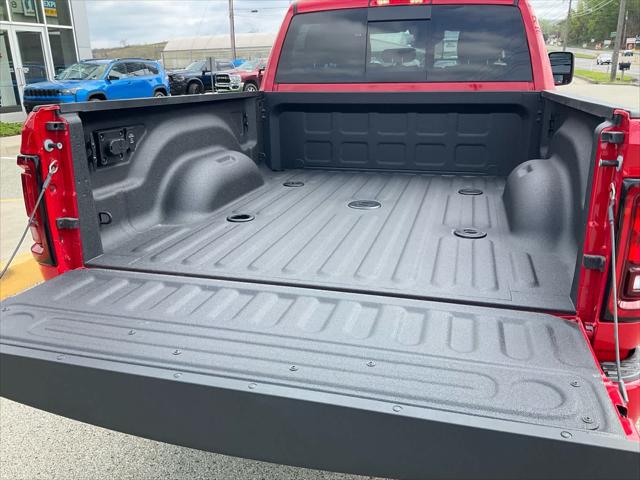 2026 Ram 2500 Black Express Crew Cab 4x4 6'4" Box
