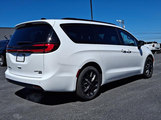 2026 Chrysler Pacifica PACIFICA LIMITED AWD
