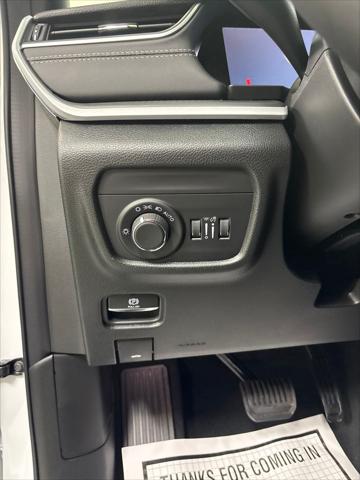 2026 Jeep Grand Cherokee Altitude 4x4