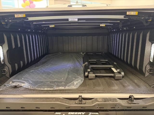 2026 Ram 1500 Limited Crew Cab 4x4 5'7" Box