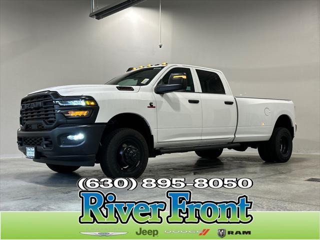 2026 RAM Ram 3500 RAM 3500 TRADESMAN CREW CAB 4X4 8 BOX