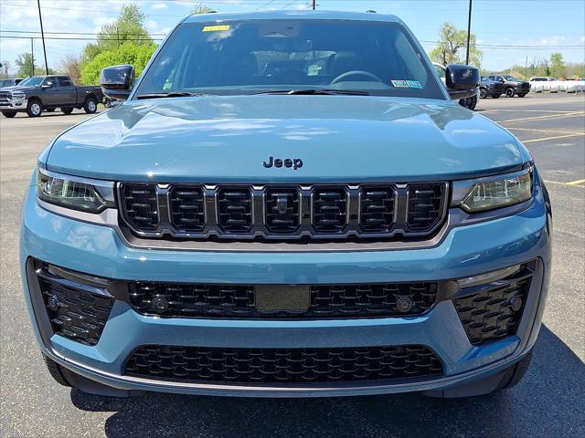 2026 Jeep Grand Cherokee Limited Reserve