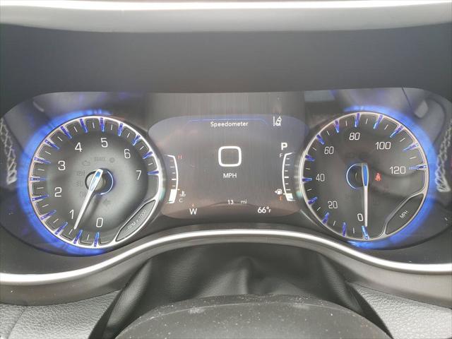 2026 Chrysler Pacifica Select AWD